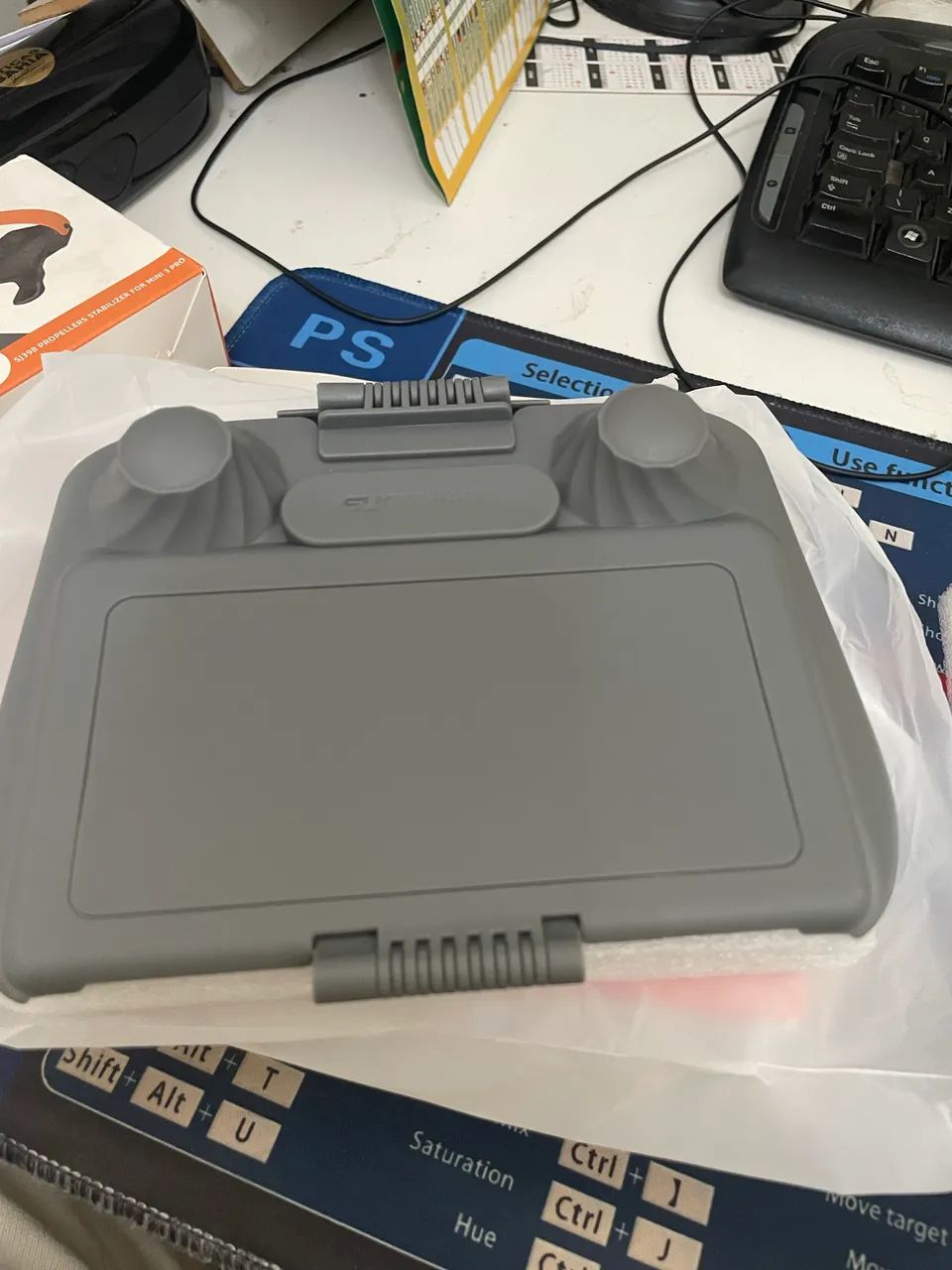 Capa protetora R$100 com quebra Sol para Dji controle rc 1drone - Foto 5