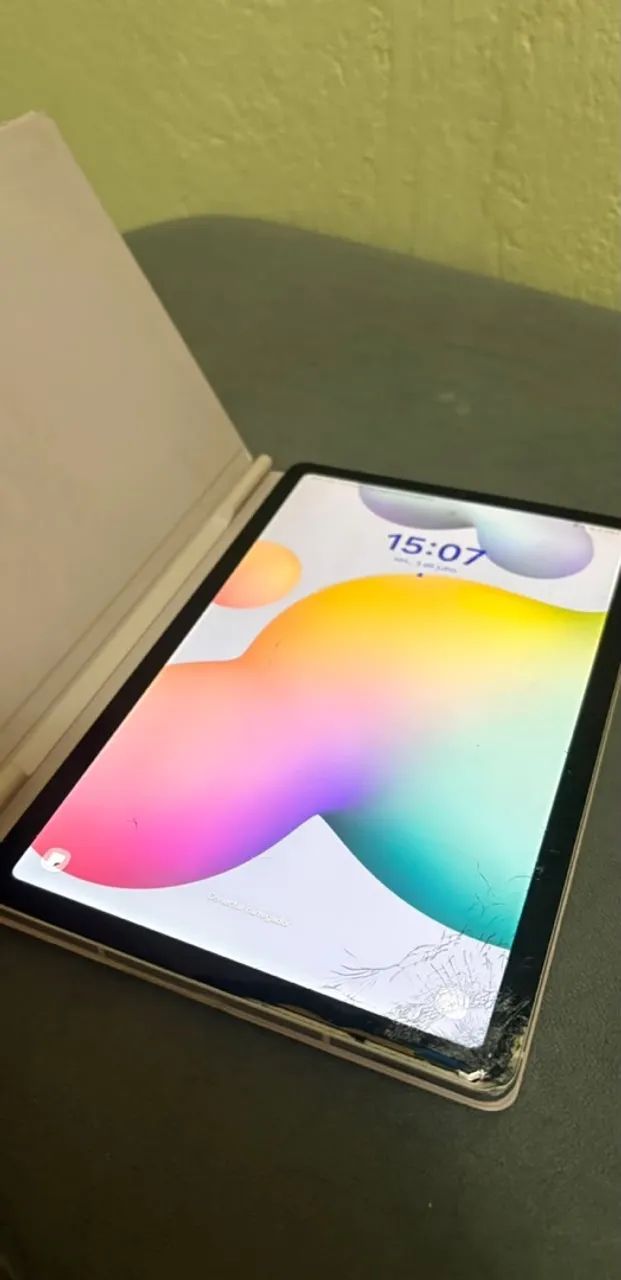 Tablet Samsung Galaxy Tab S6 Lite com defeito na tela
