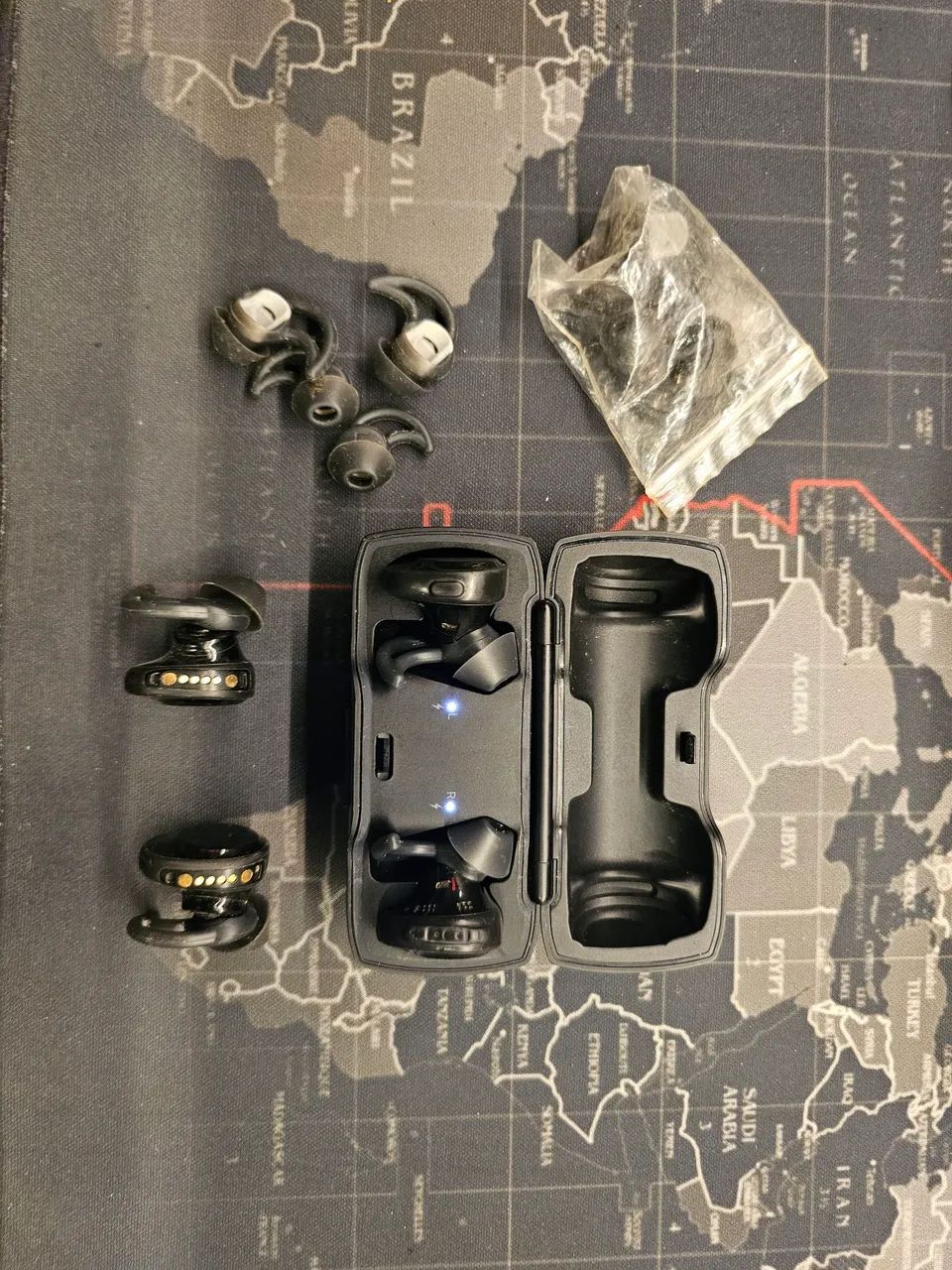 Bose desapego 2 pares pelo preco de 1