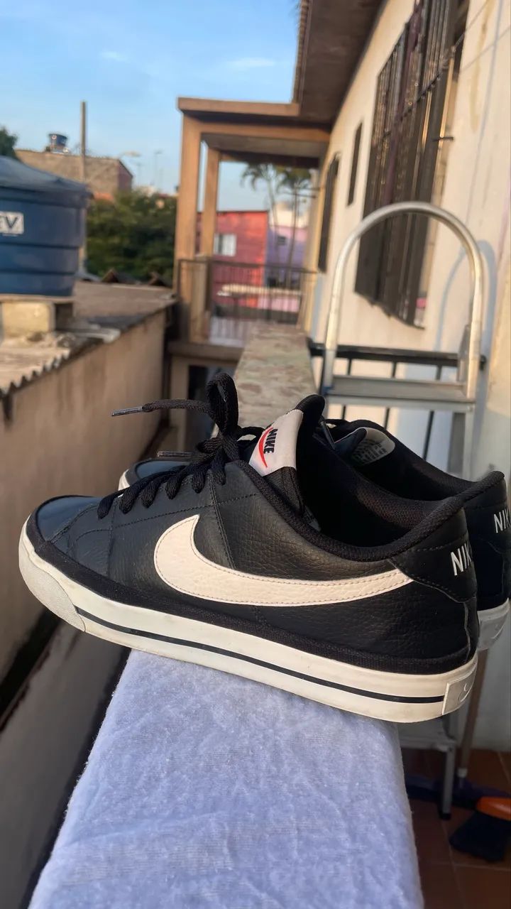 Nike court legacy