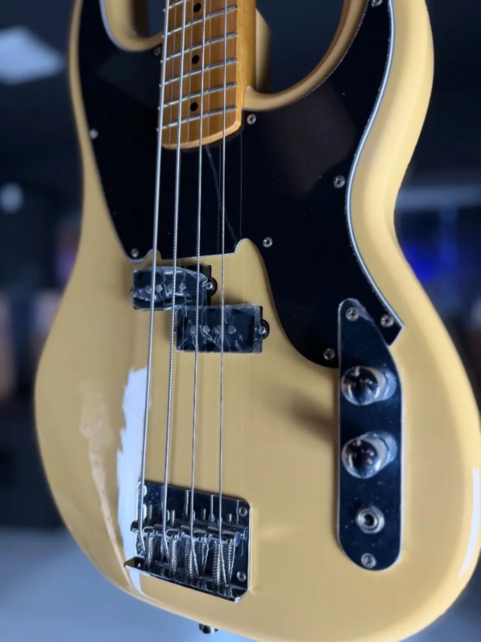 Baixo Tw66 amarelo  - Foto 4