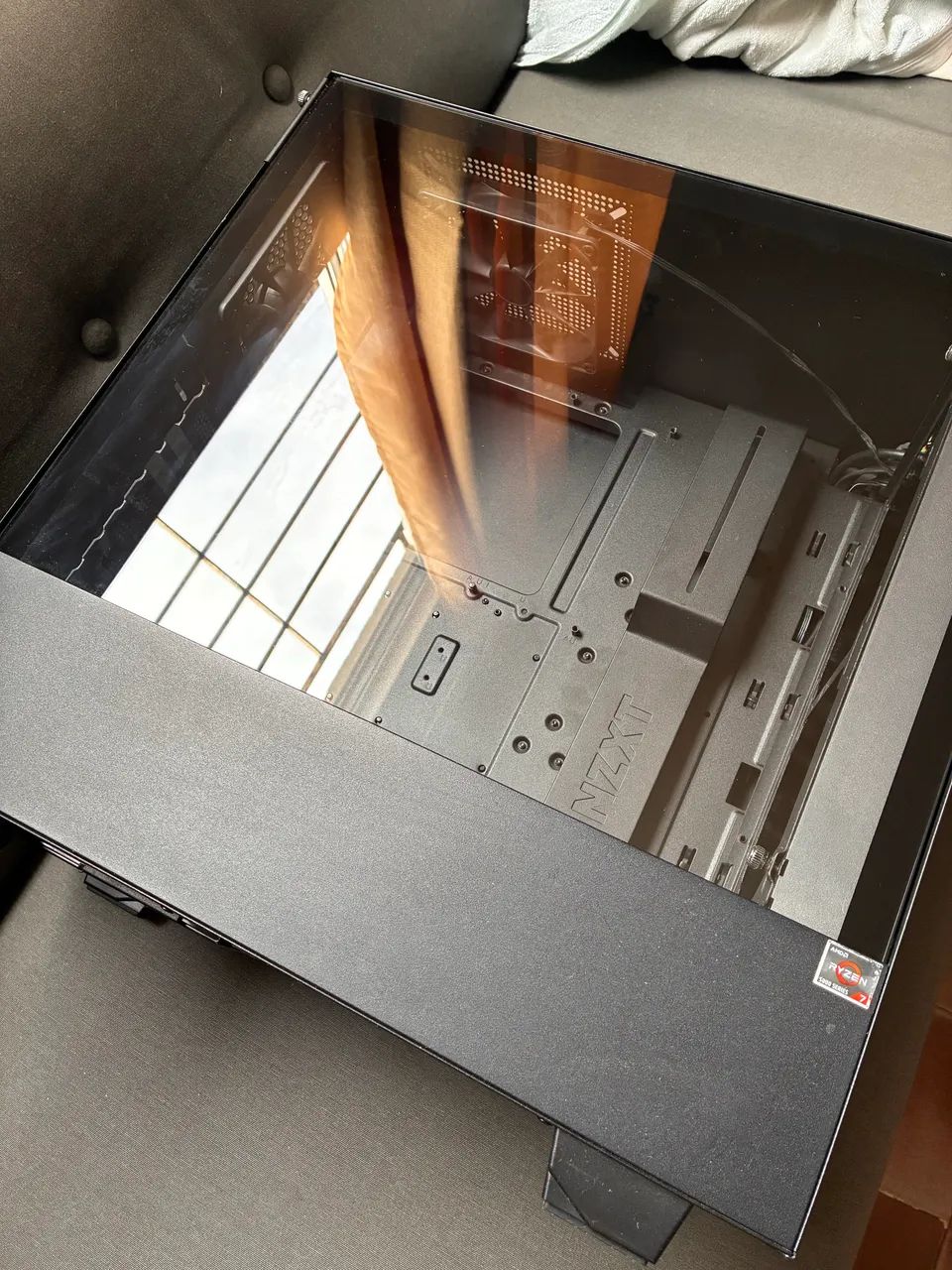 Gabinete NZXT H5 - Foto 2