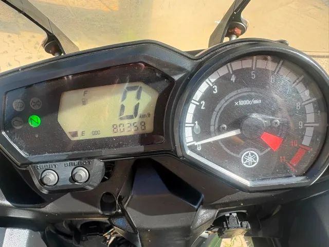 Tenere 250 - Cinza com acessórios - Foto 2