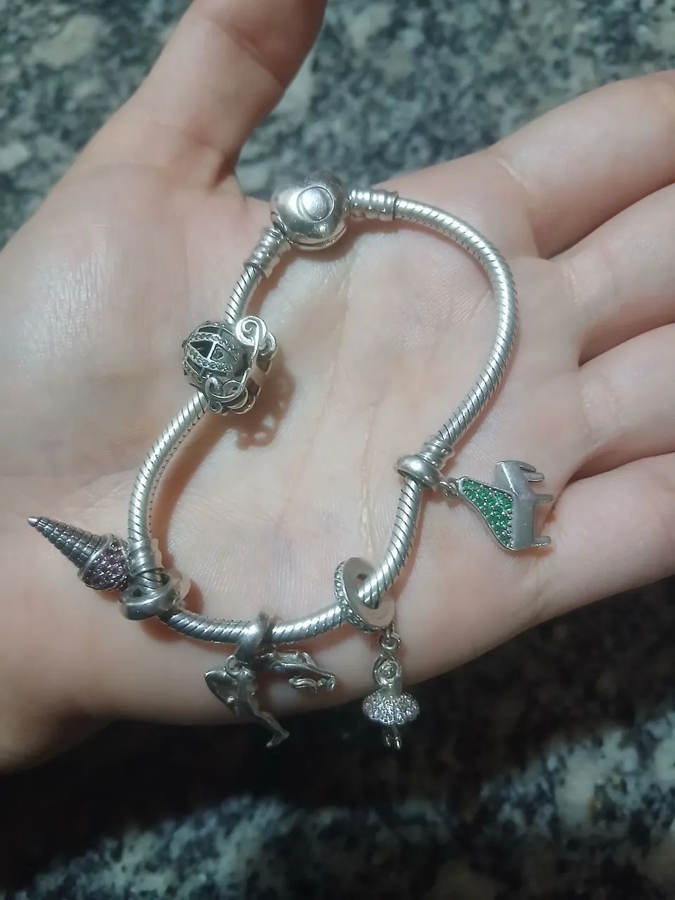 Pulseira Pandora seminova - Foto 2