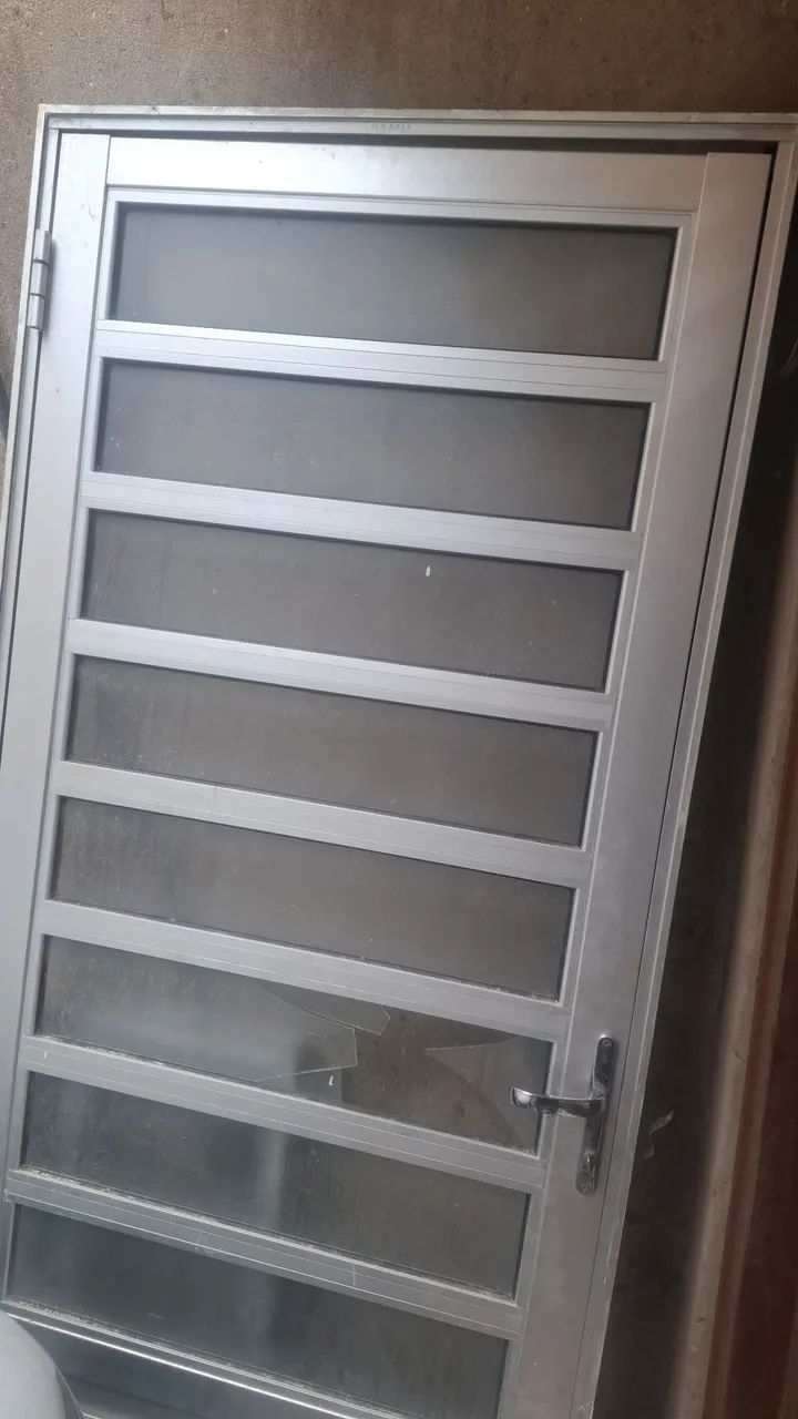 Portão alumínio 