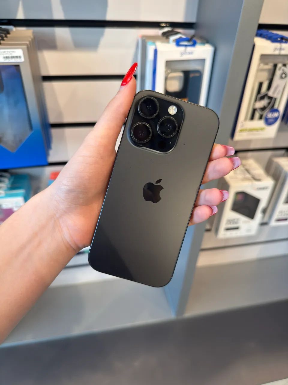 Iphone 16 pro - Foto 3