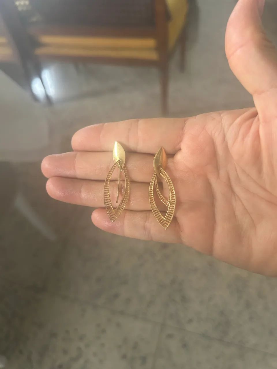 Brincos ouro 18k 750 - Foto 5