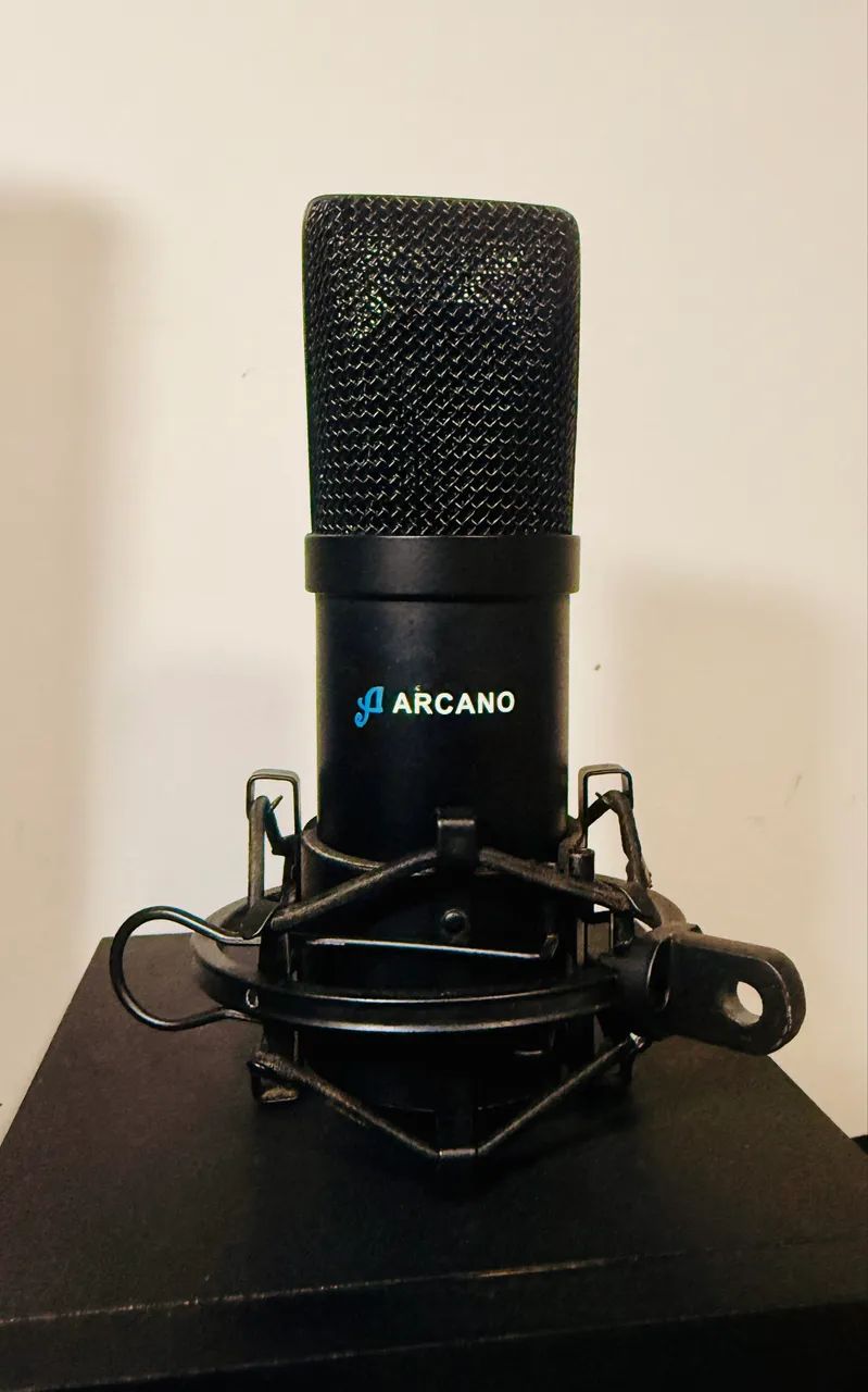Microfone Condensador USB Arcano AM BLACK 1 - com cabo e suporte