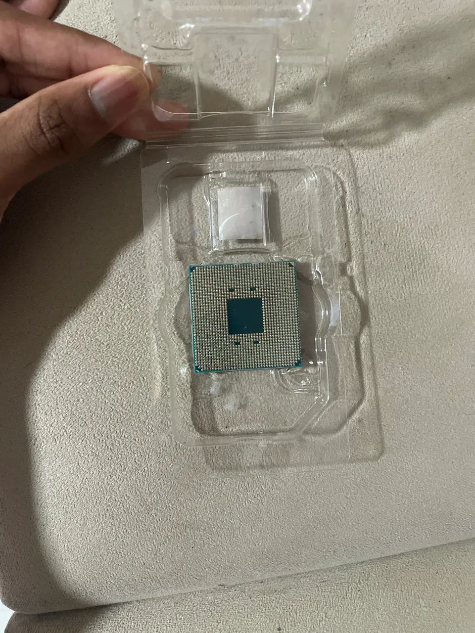 Processador AMD Ryzen 3 3200G com Gráficos Vega 8 (Ótimo Estado) - Foto 4