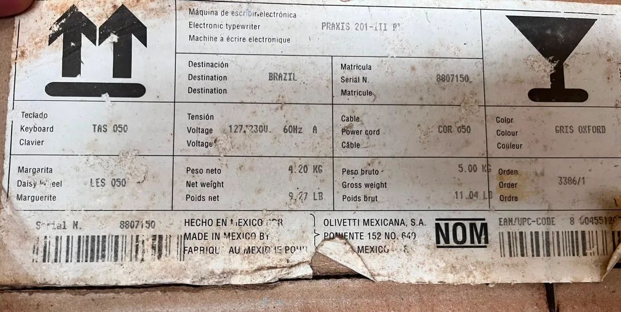 Máquina de datilografar elétrica olivetti  - Foto 3
