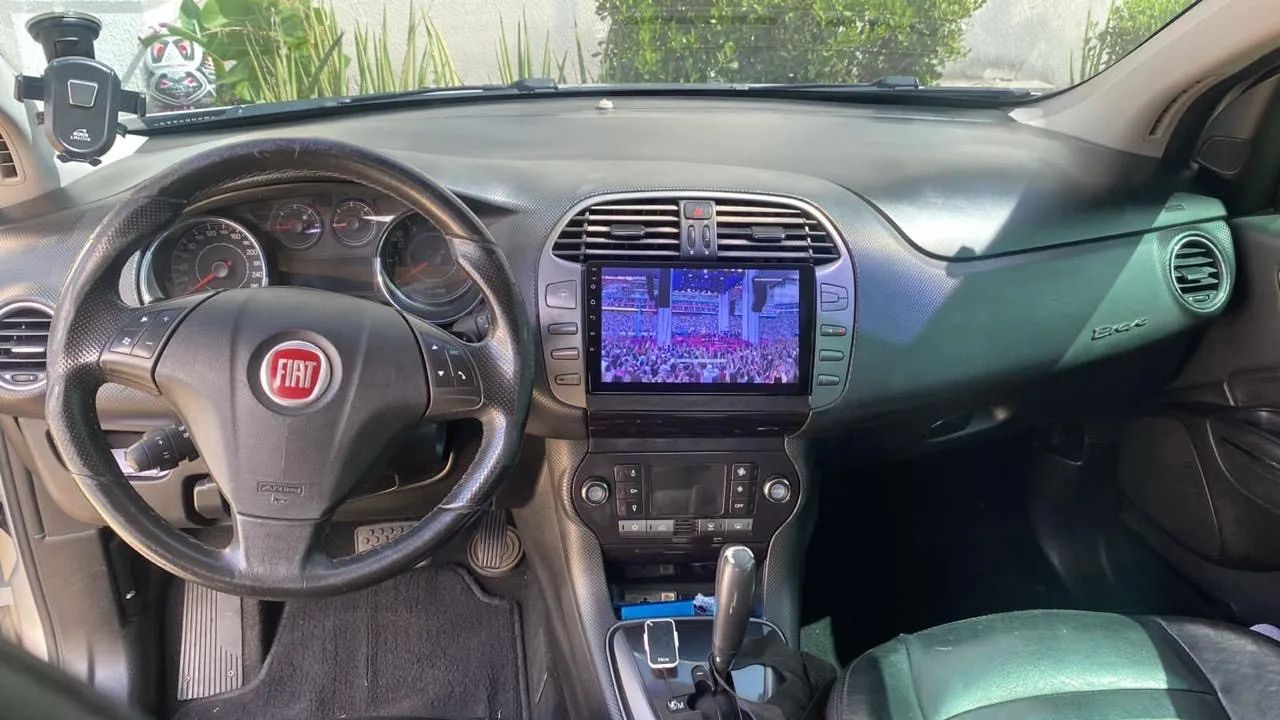 Fiat Bravo Absolute Dualogic 1.8 Flex 16V 5P 2011 - Foto 2