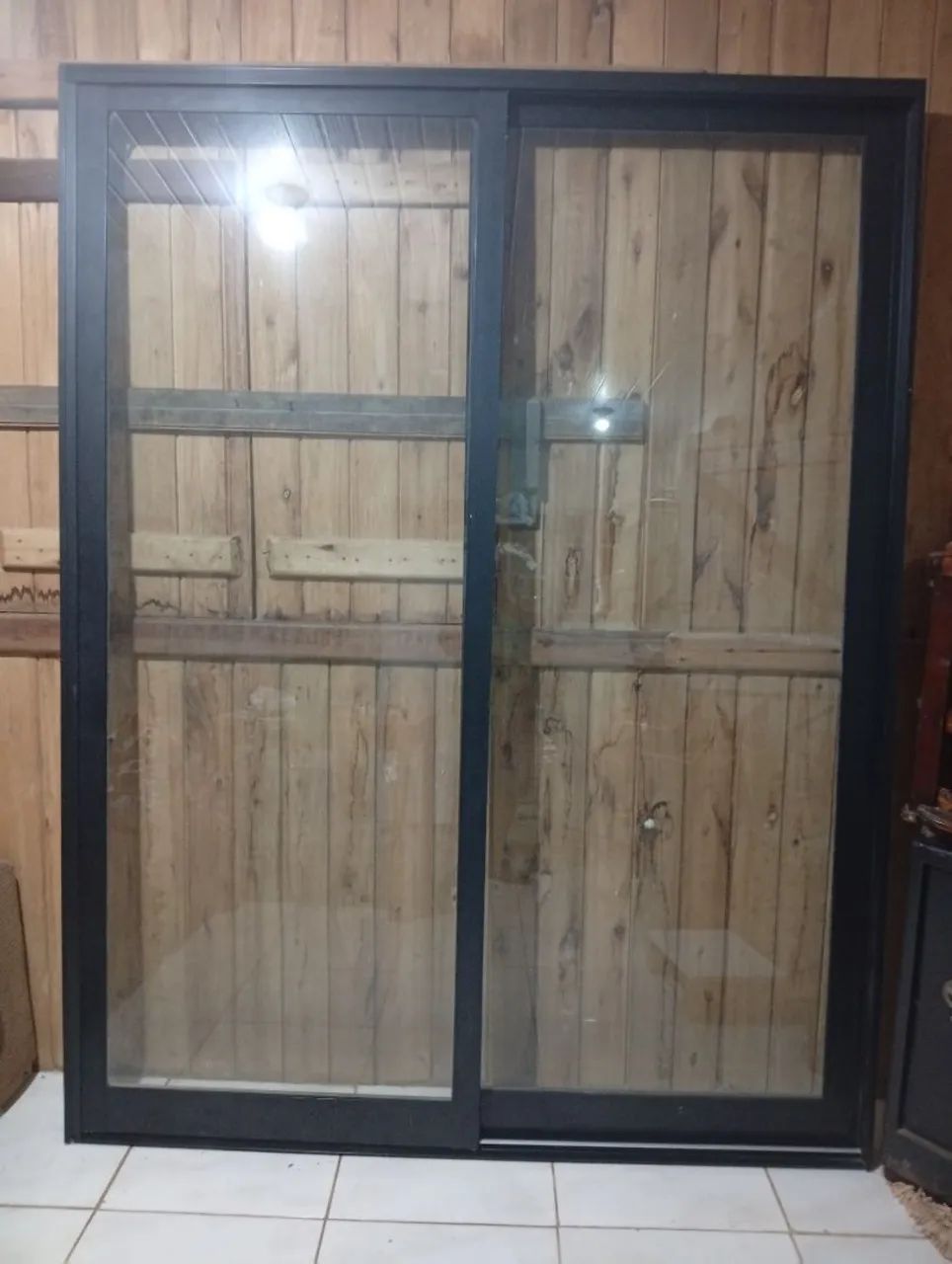 Porta de alumínio e vidro 