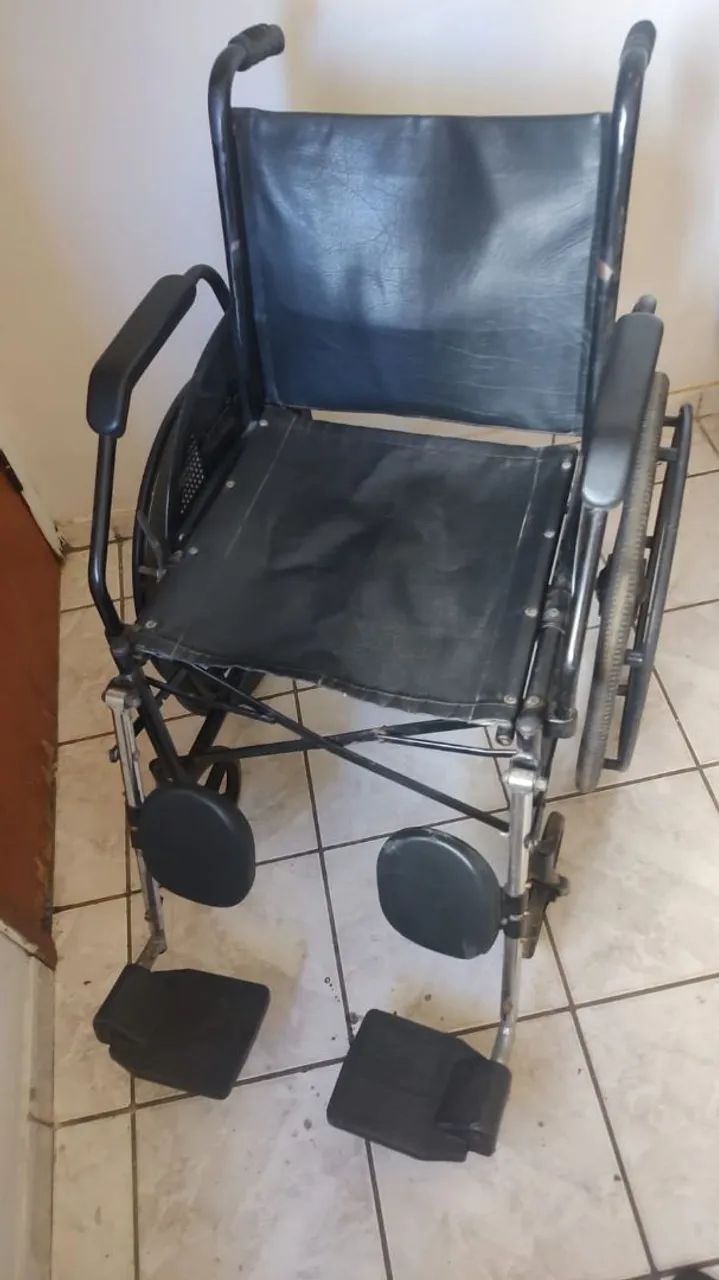 Cadeira de rodas (faço a entrega) - Foto 3