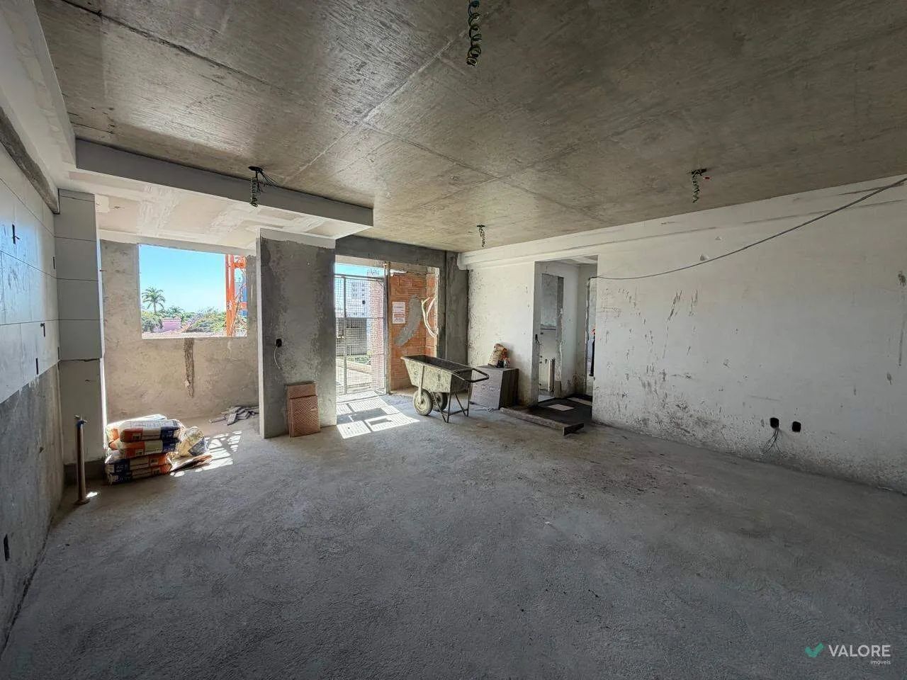 Apartamento à venda, 2 quartos, 74m² de área no Funcionários. - Foto 2