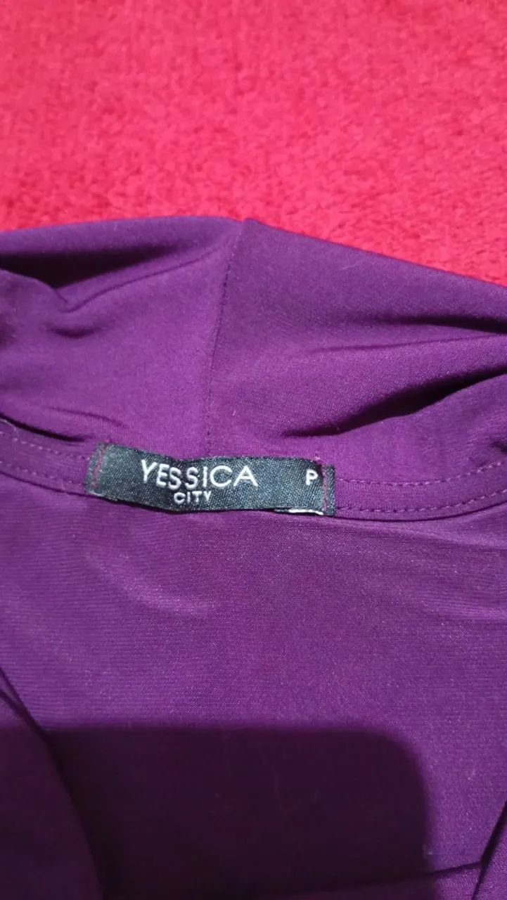 Blusa roxa gola boba usada em ótimo estado - Foto 2