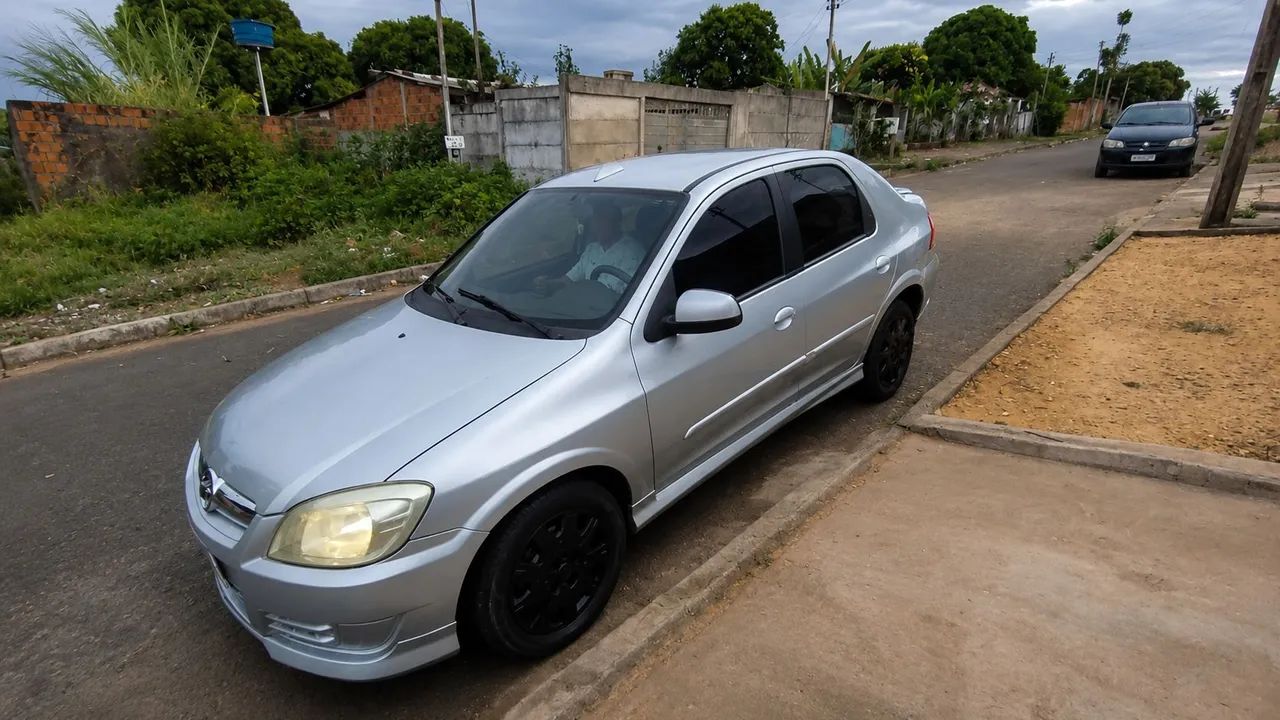 Chevrolet Prisma SED. JOY/ LS 1.0 8V FLEXPOWER 4P 2010