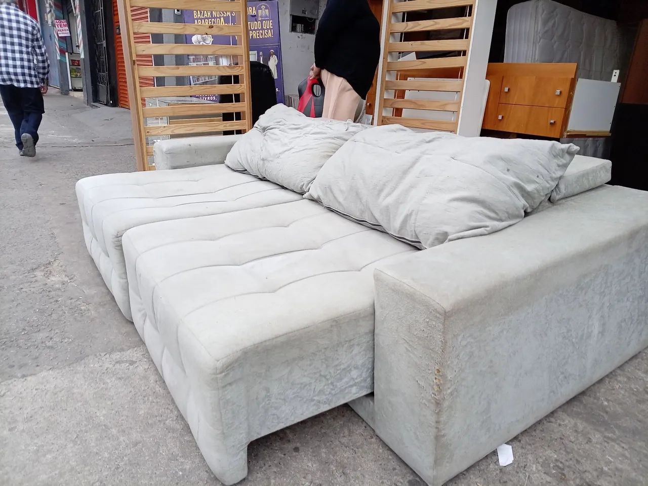 Sofá Retrátil Conforto e Espaço!  - Foto 5