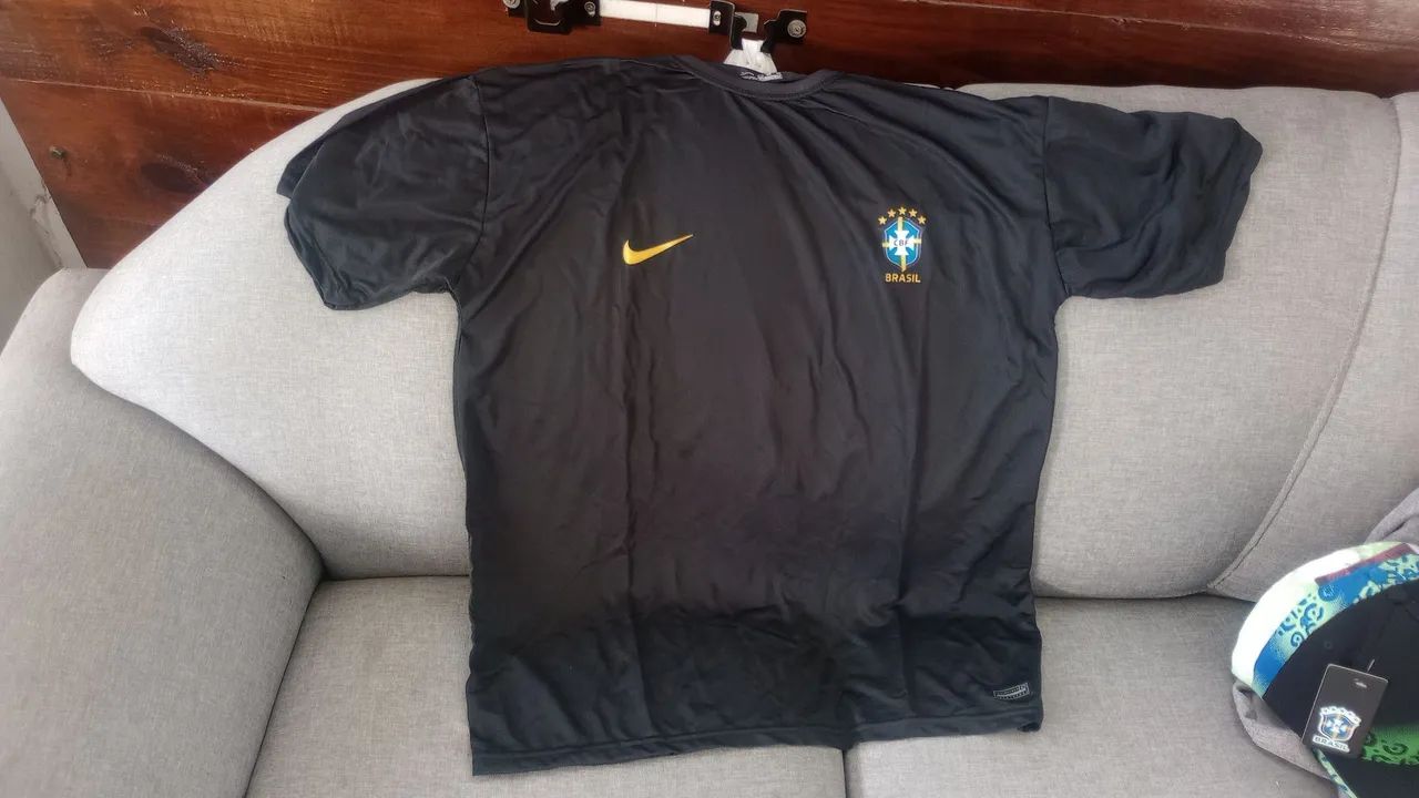 Camisas e bonés do Brasil . - Foto 4