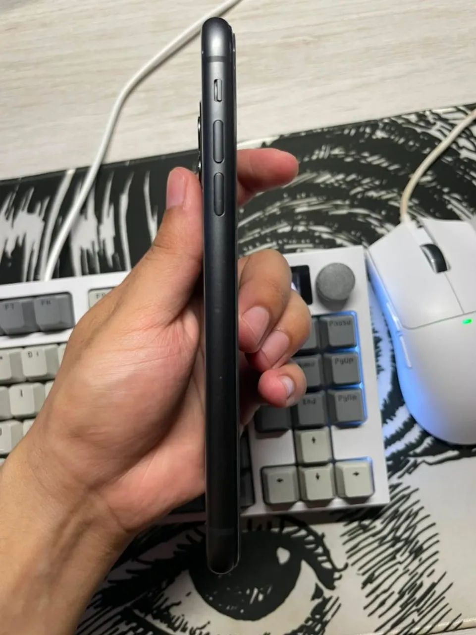 IPHONE 11 64gb PRETO - Foto 4