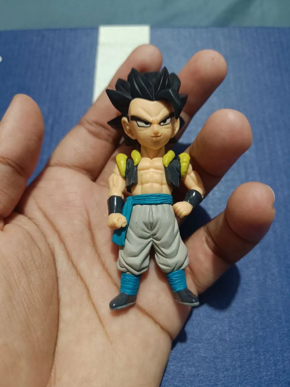Action Figure Gogeta (Forma Base) Miniatura - Dragon Ball Colecionável - Foto 2