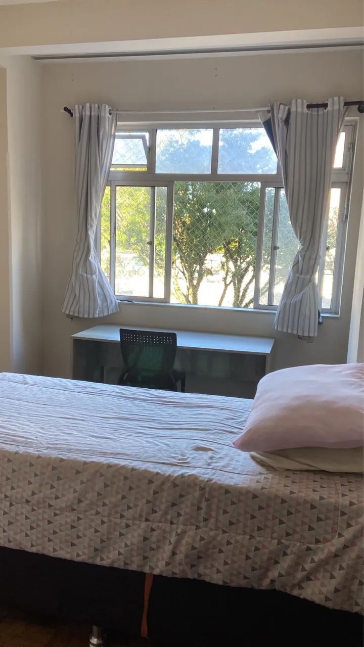 Alugo quarto centro 