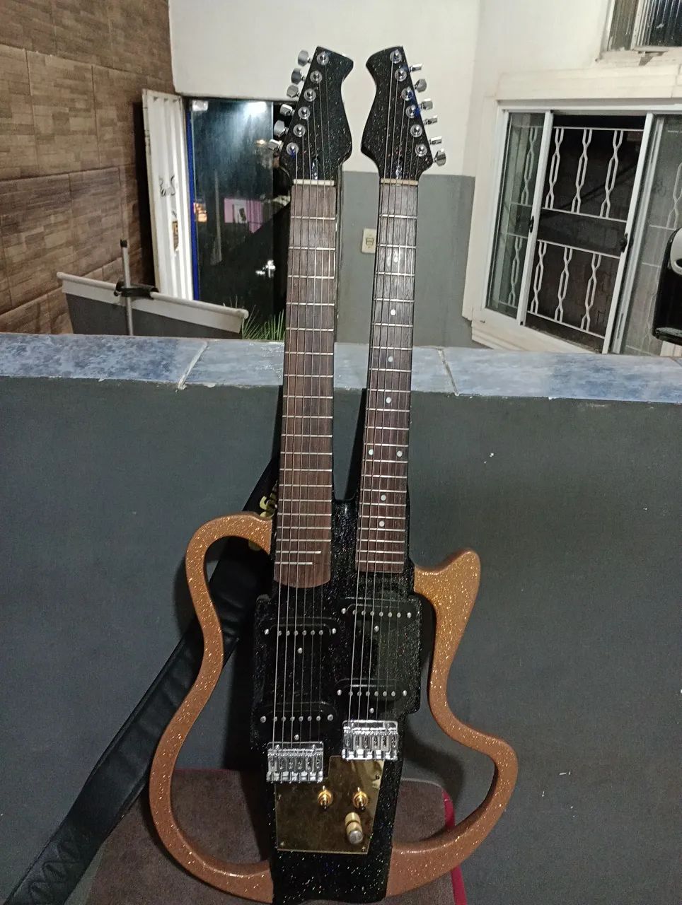 Violão de dois braços Double neck - Foto 2