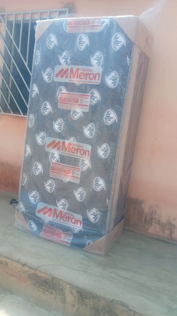 Cama de Solteiro Nova