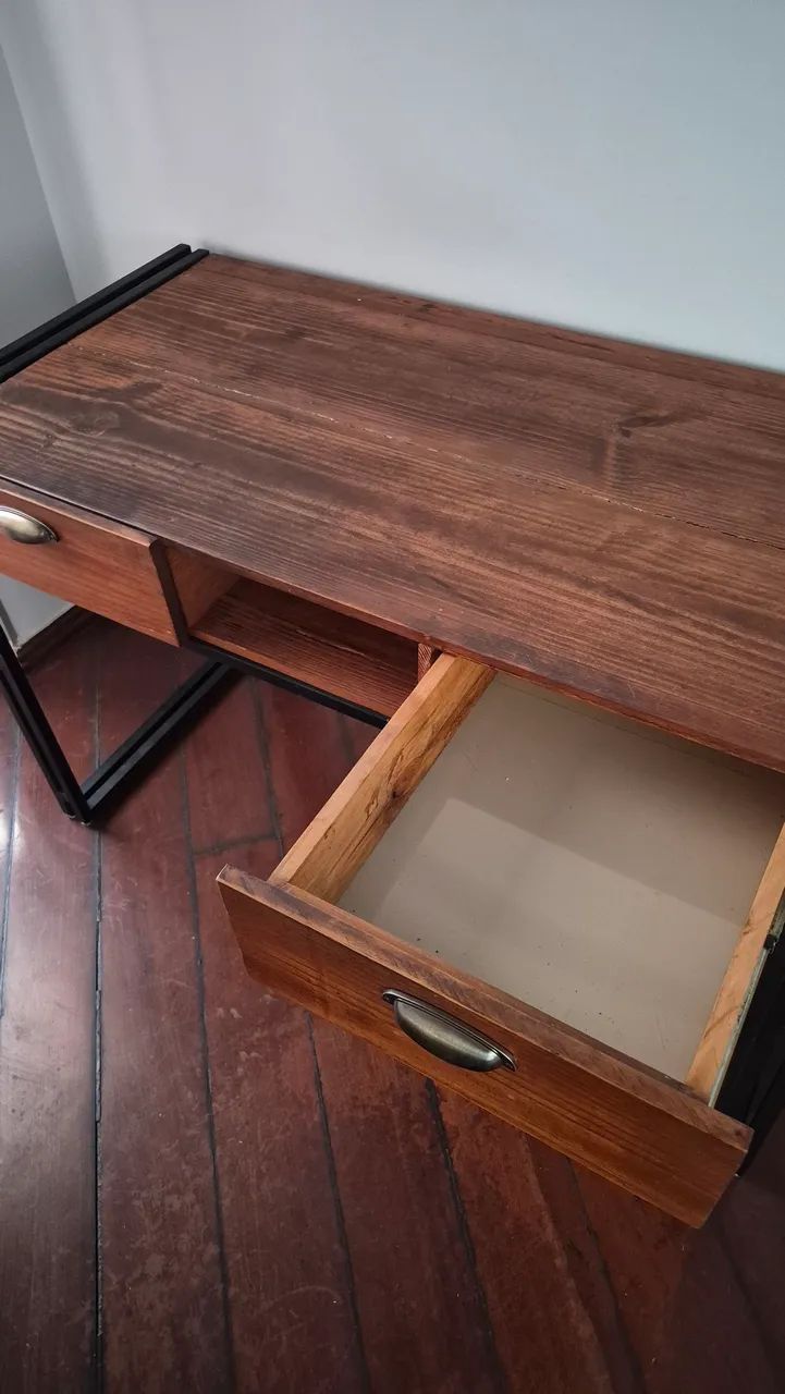 Mesa de escritório estilo industrial  - Foto 4
