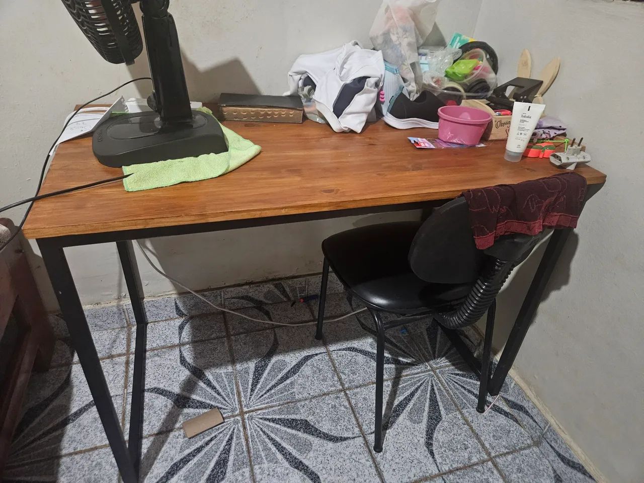 Mesa madeira e metalom  escritório, casa , multiuso  - Foto 4