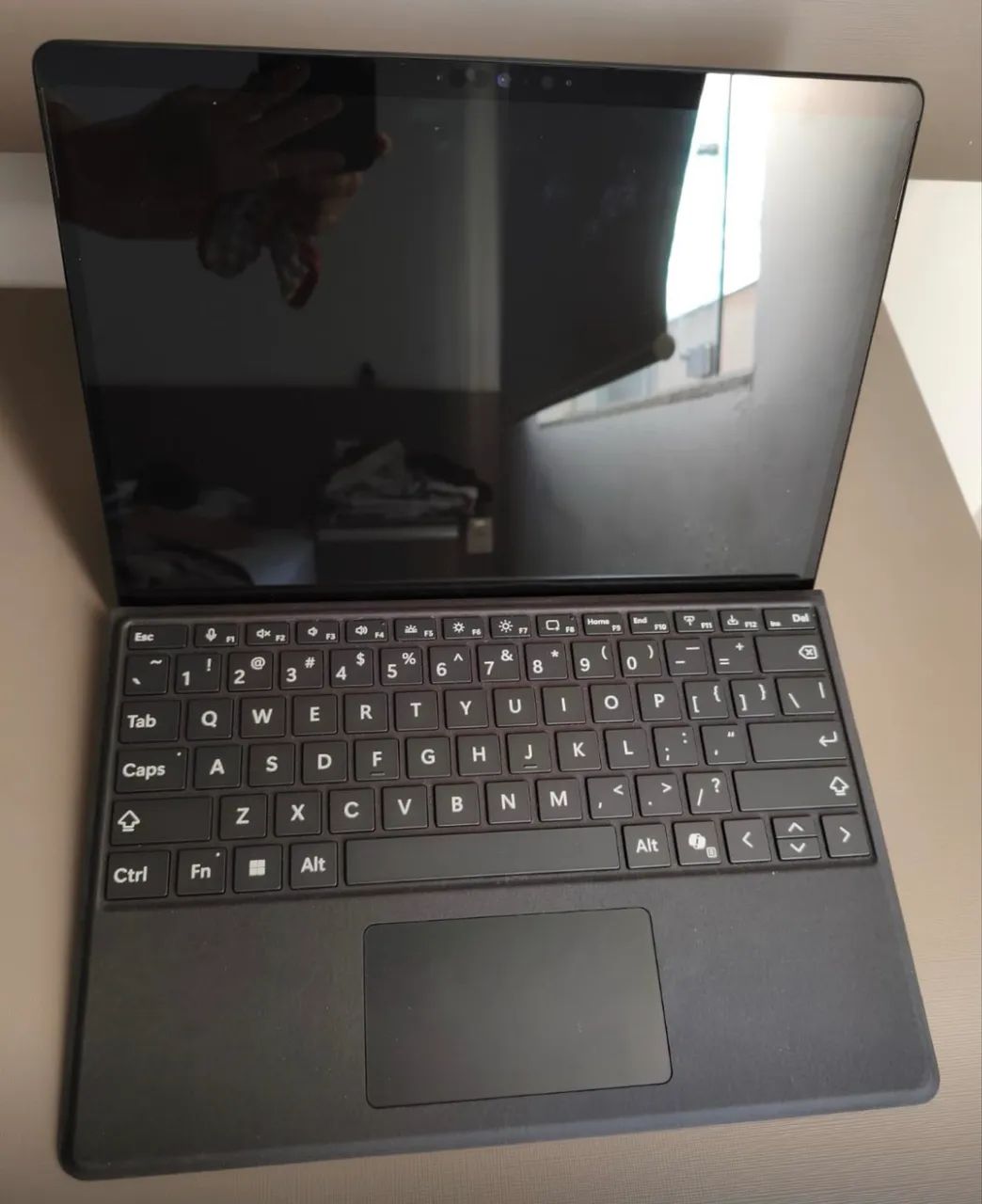 Surface Pro x SQ1 16GB RAM 256GB SSD Wi-Fi Microsoft com teclado e caneta - Foto 3