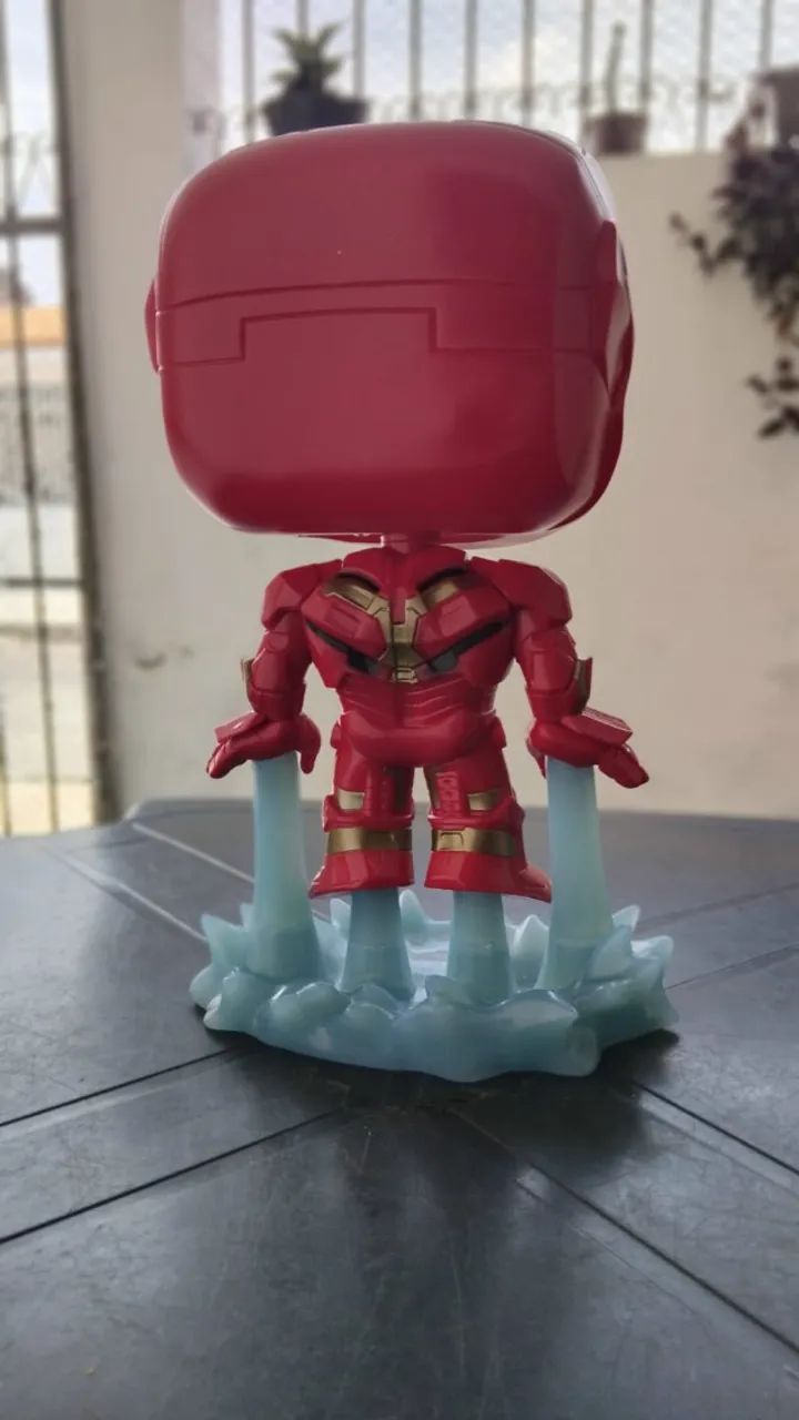 FUNKO POP HOMEM DE FERRO 10 POLEGADAS  - Foto 3