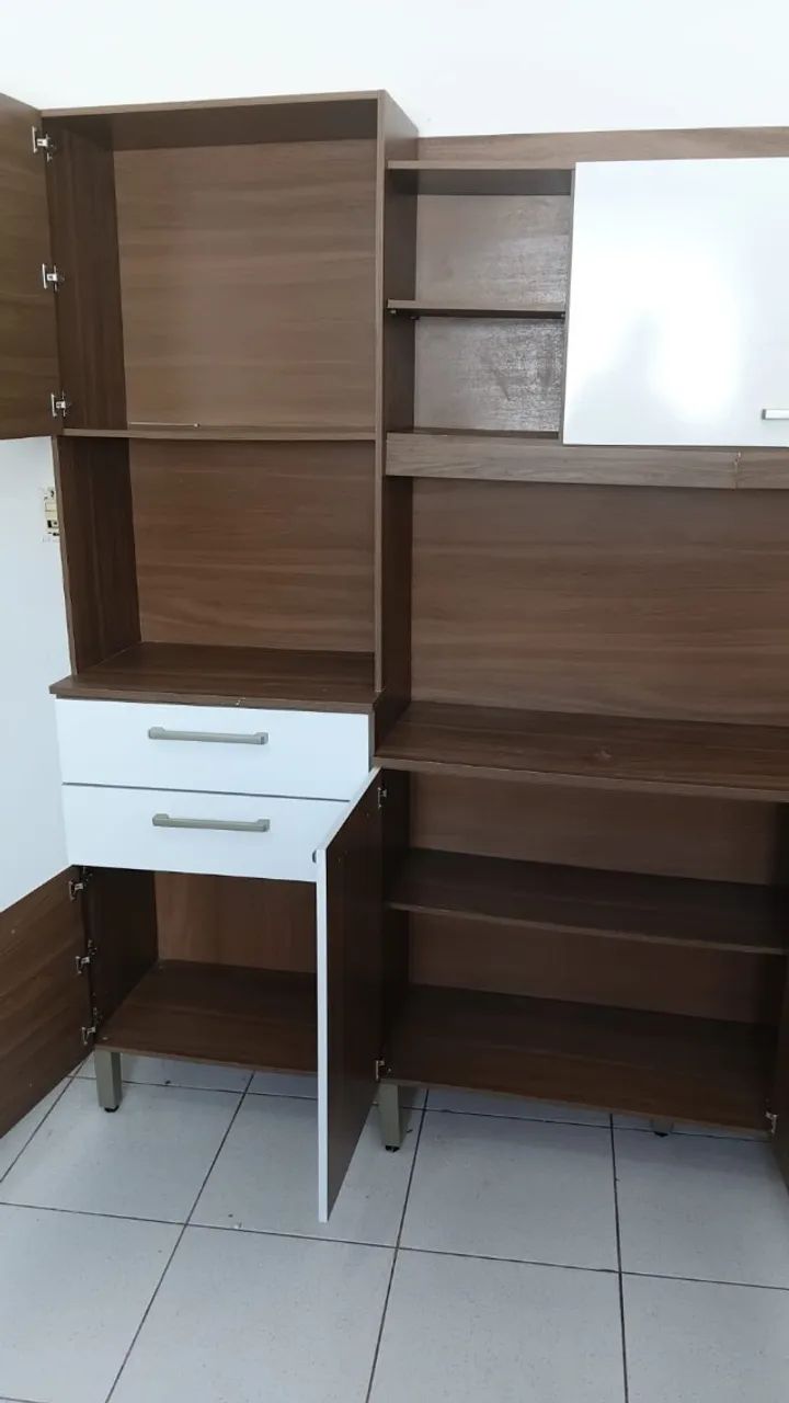 ARMÁRIO DE COZINHA GRANDE e COMPACTO