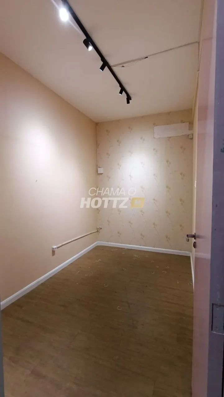 Excelente Sala Comercial no Coração do Boqueirão/53M2 - Foto 5