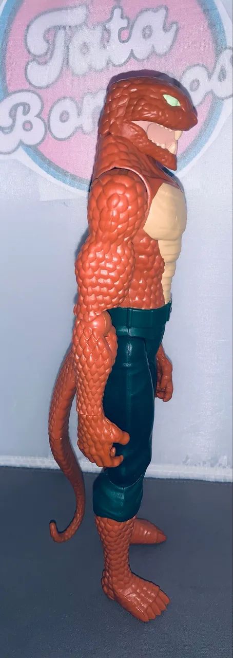 Copperhead da DC Comics, Spin Master. 30cm semi novo - Foto 4