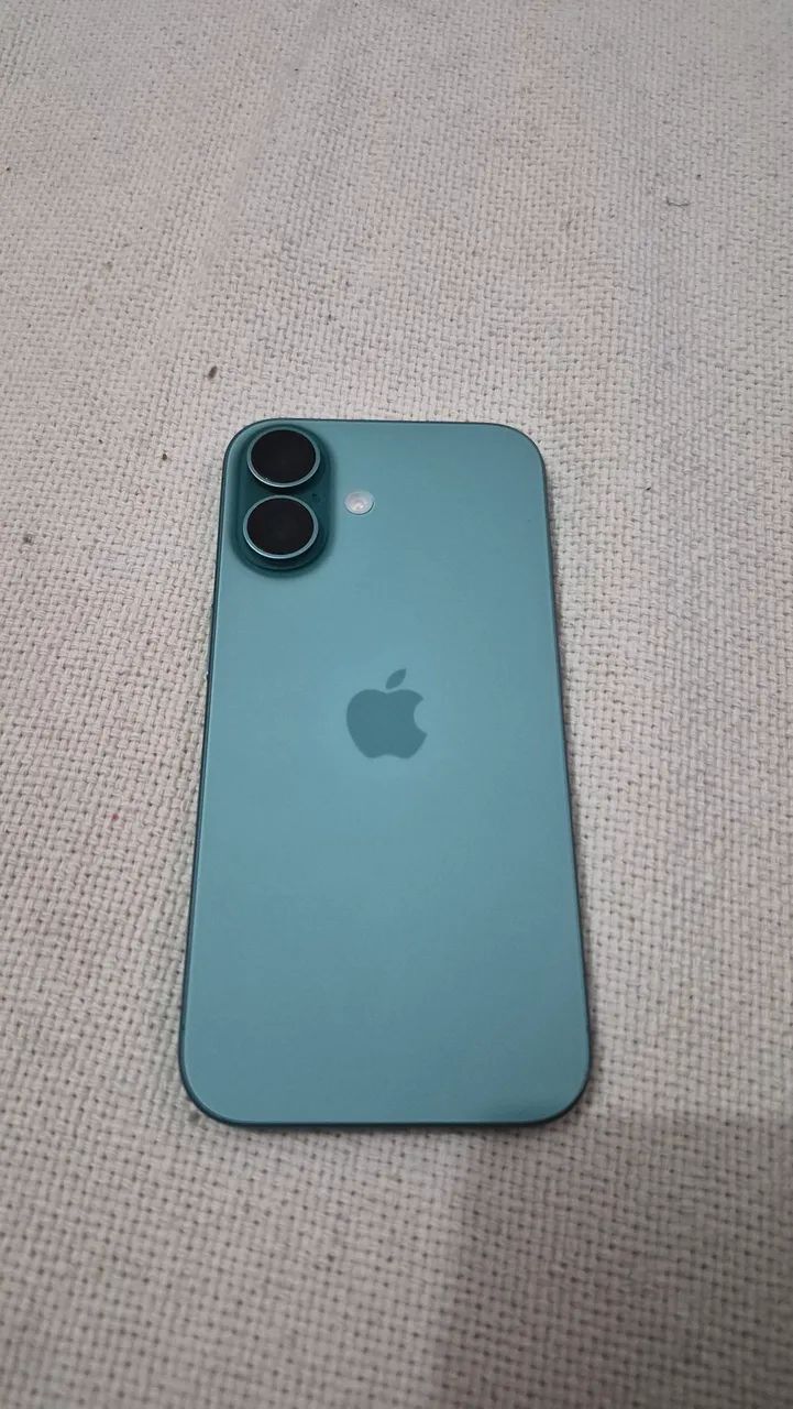 Iphone 16 - Verde Acizentado - 128GB.  - Foto 3