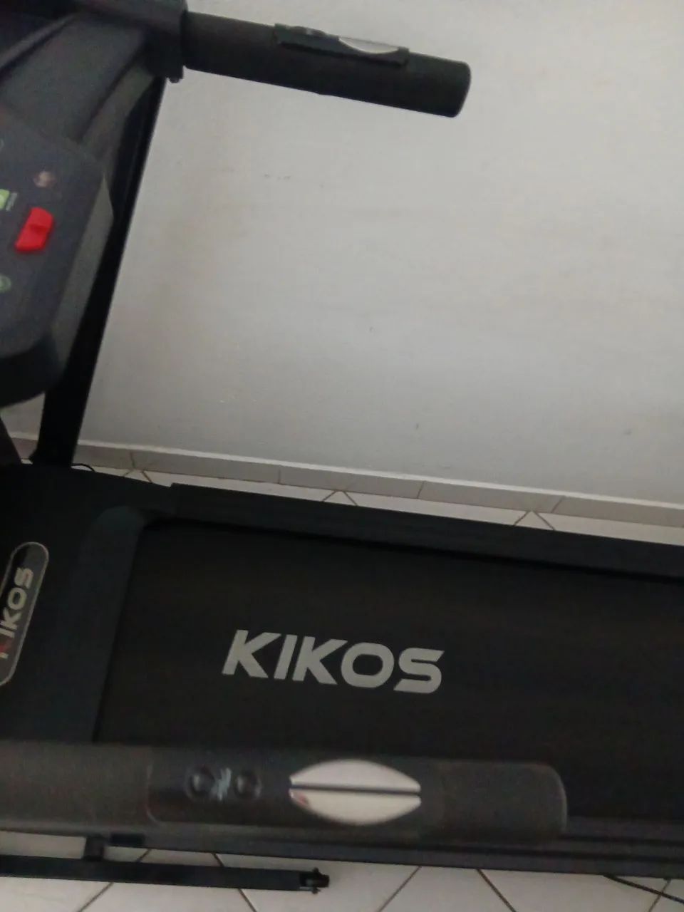 Esteira Kykos modelo max k3 pouco uso