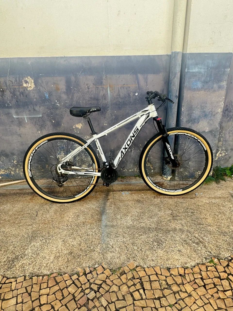 Vende-se bicicleta axons aro 29 semi-nova - Foto 2