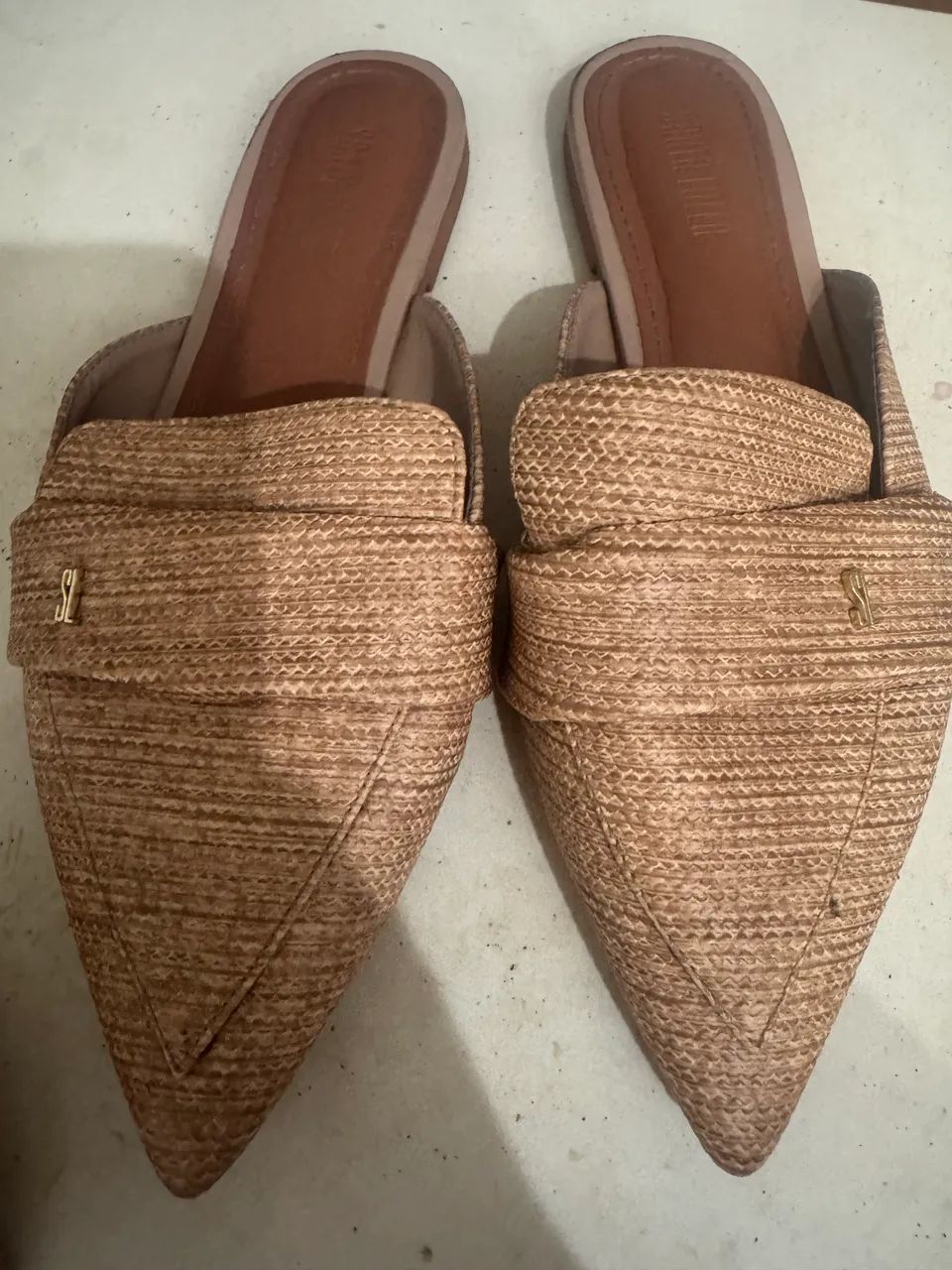Sapatos variados de marca tamanho 35 - Foto 4