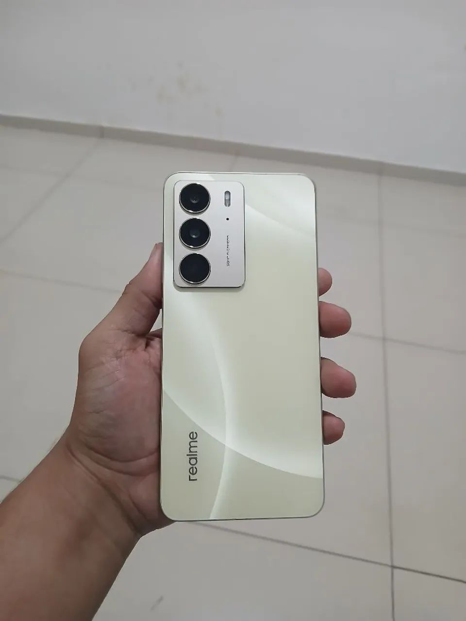 Realme C75 