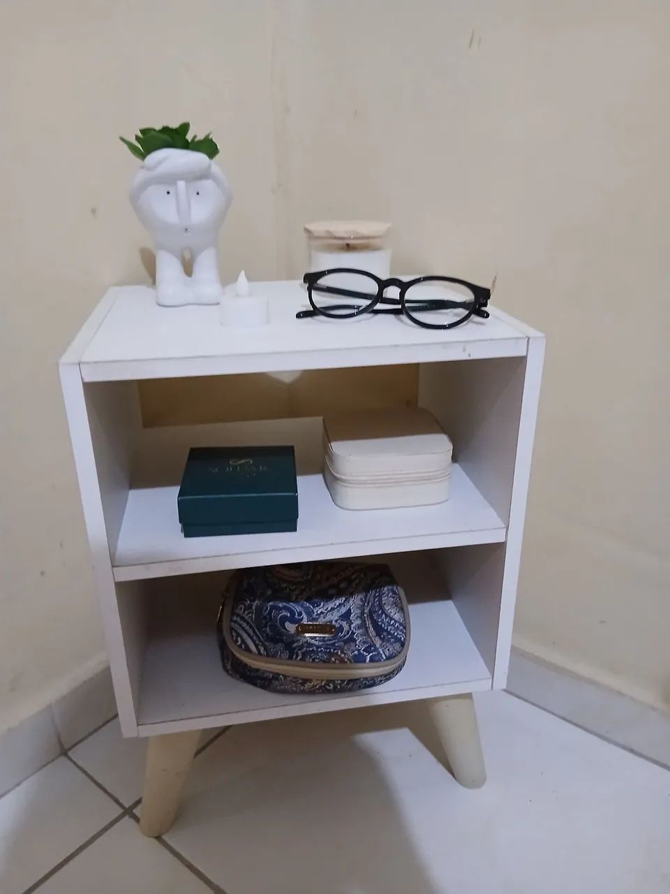 Mesa de cabeceira