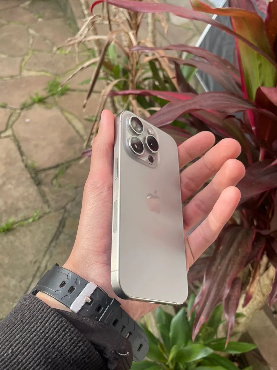 iPhone 15 pro 256gb  - Foto 2