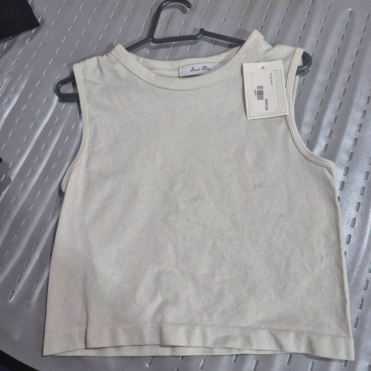 Lote roupas - Foto 4