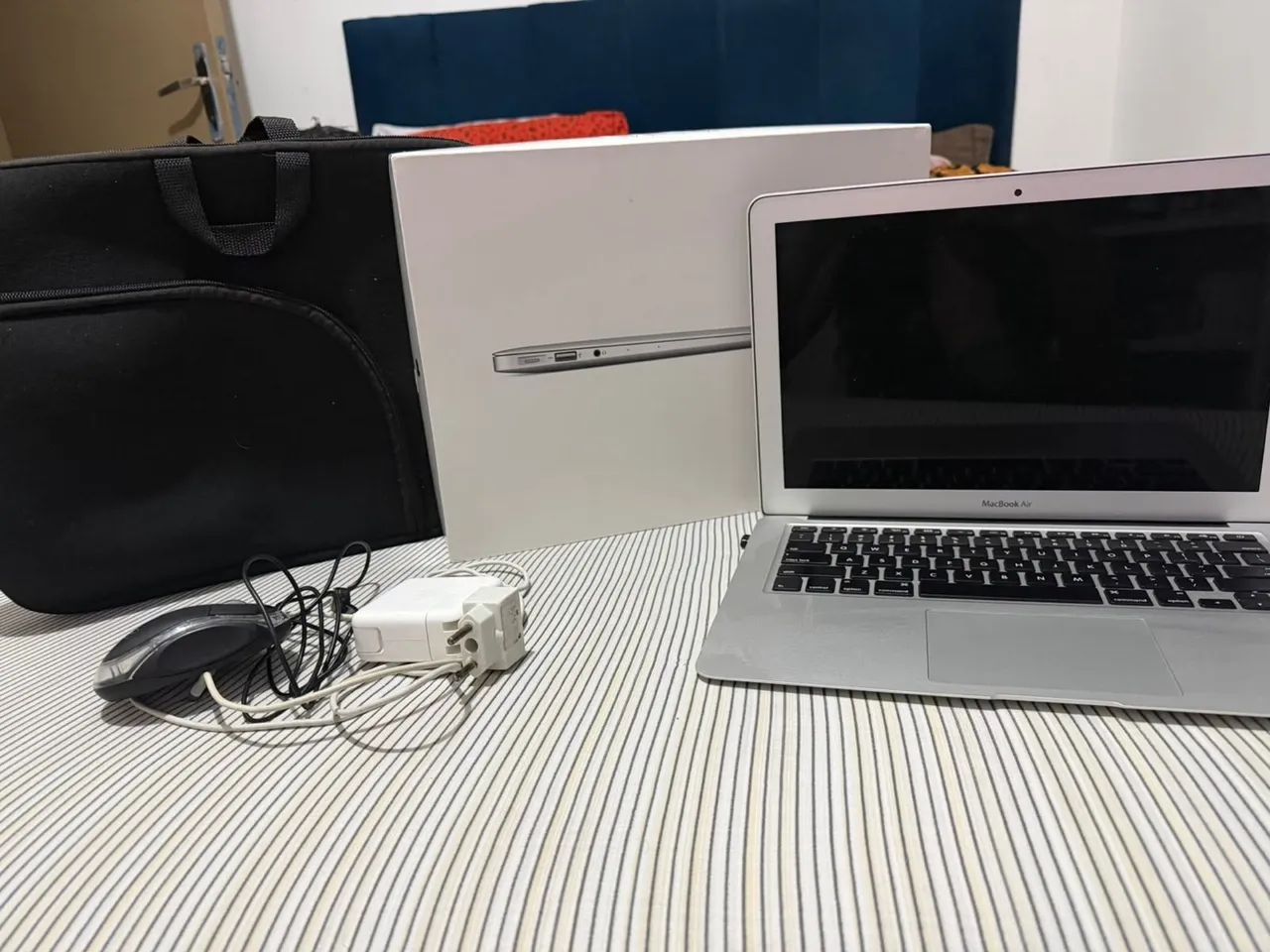 Mac Book Air 13 2017  - Foto 2