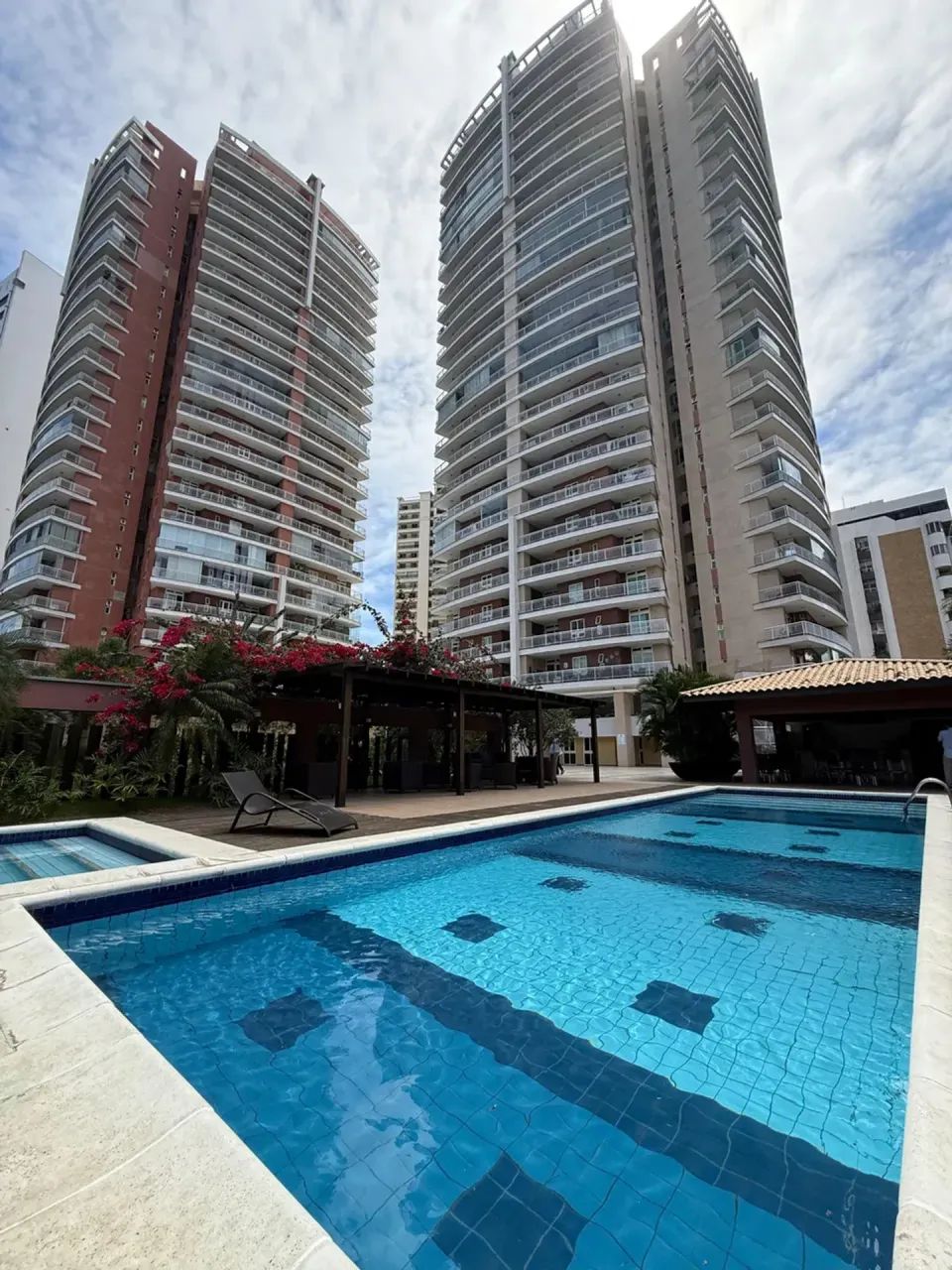 EXCELENTE OPORTUNIDADE NO CONDOMÍNIO RESERVA DO PARQUE