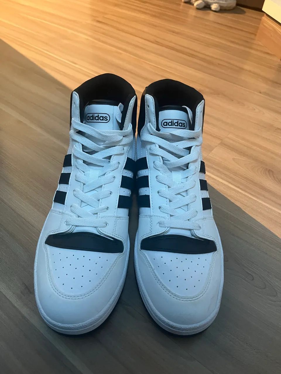 Tênis Adidas Nº41 - Foto 2