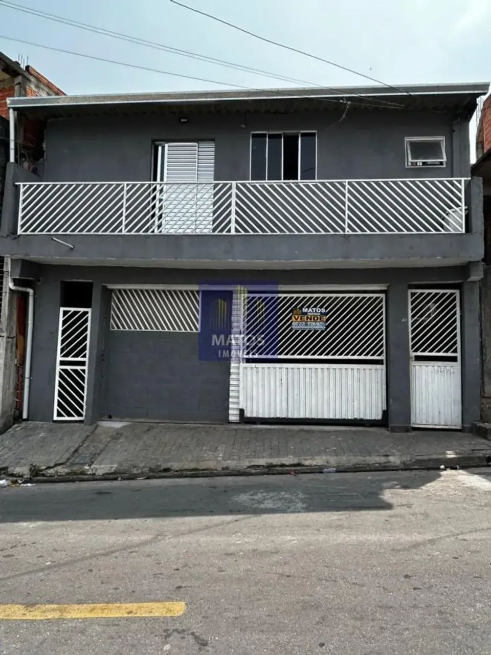 Imóvel amplo com 04 casas