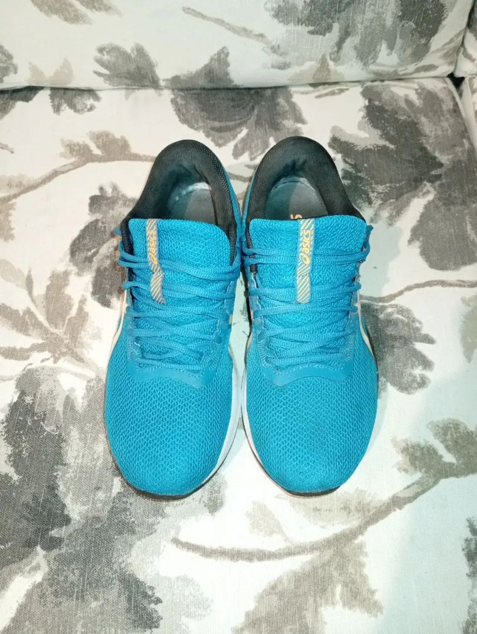 Running & Training Shoes