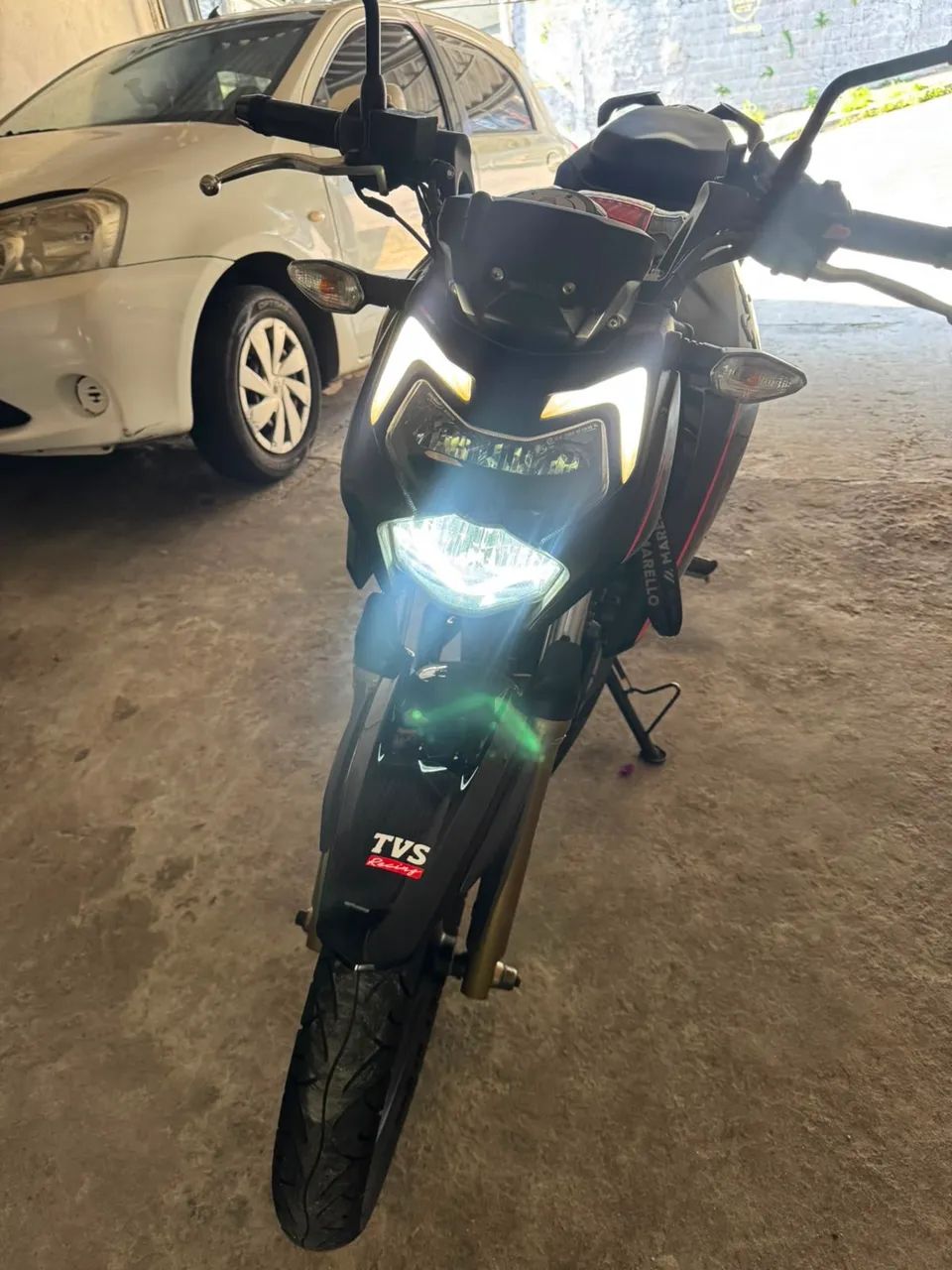 Moto Dafra Apache - Foto 3