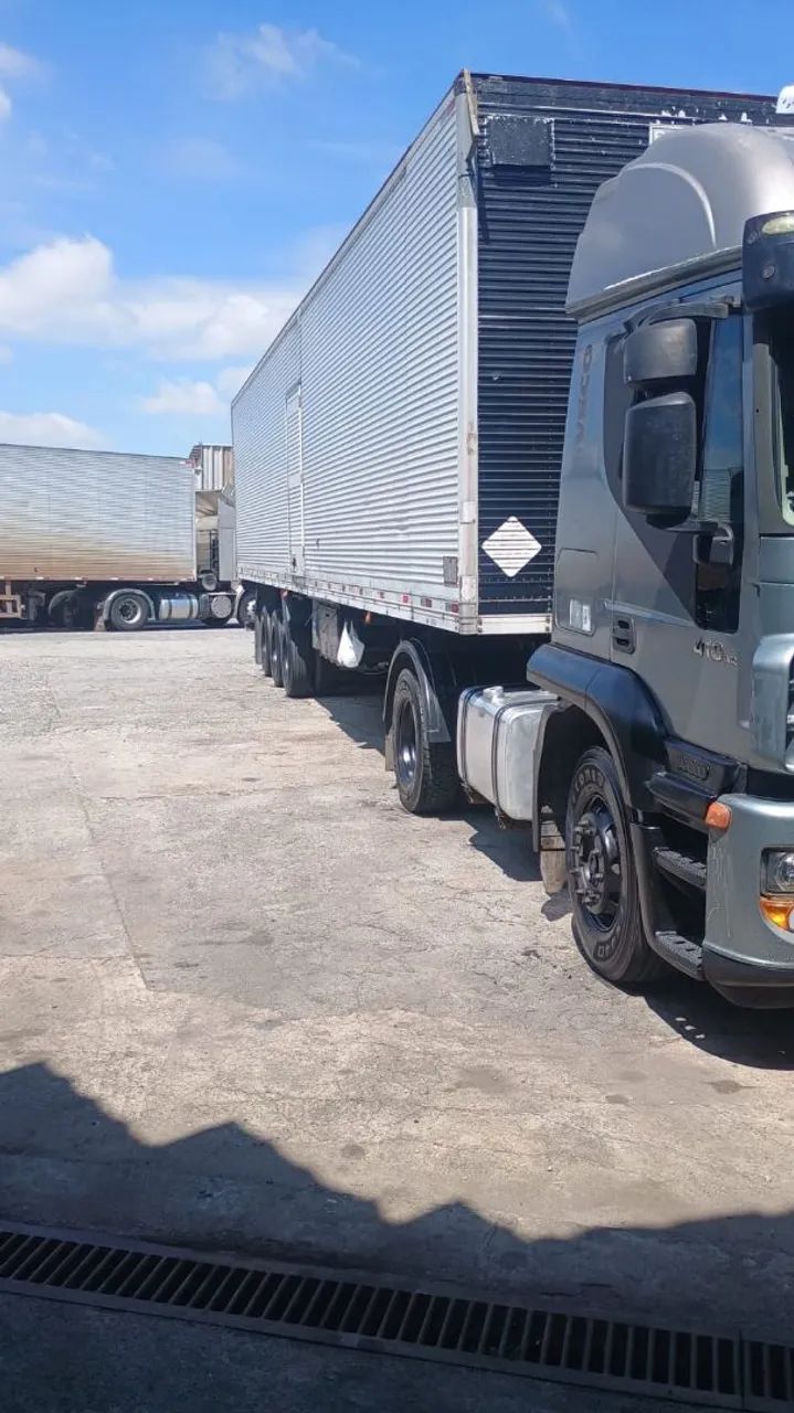 Vendo Carreta Iveco Stralis 410 - Foto 2