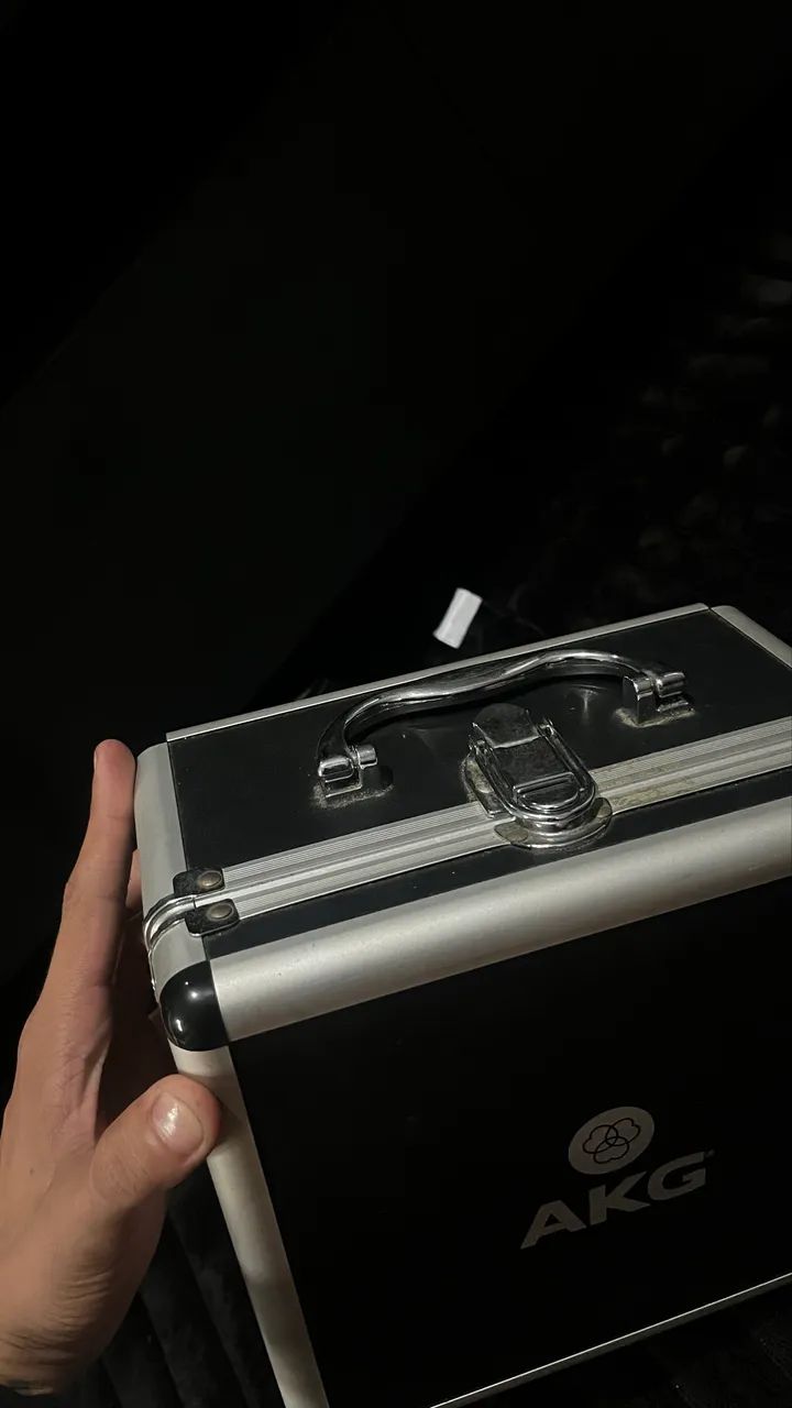 MICROFONE AKG P220 condensador - Foto 4